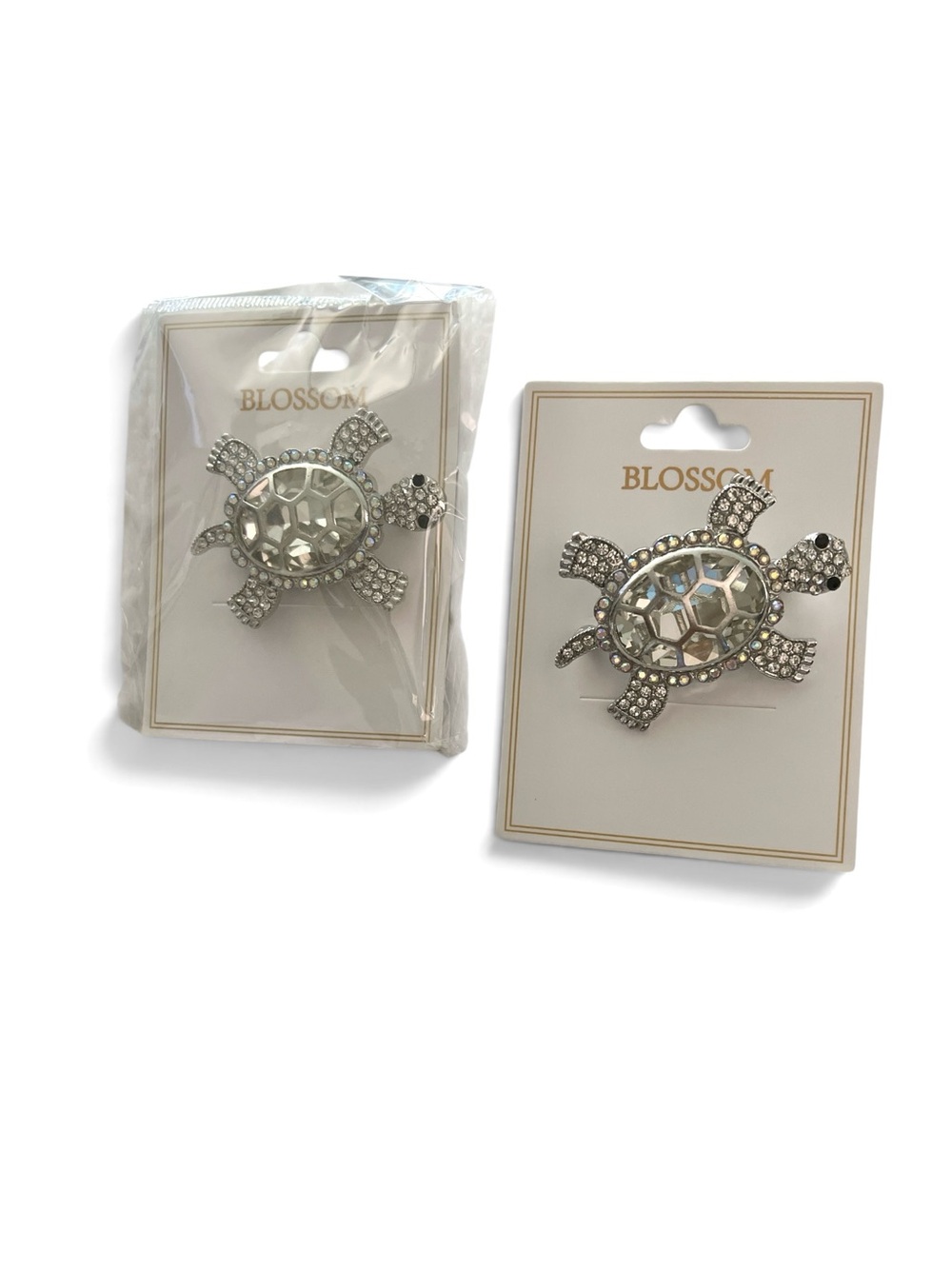 RHINESTONE SILVER TONE TURTLE PIN BROOCH